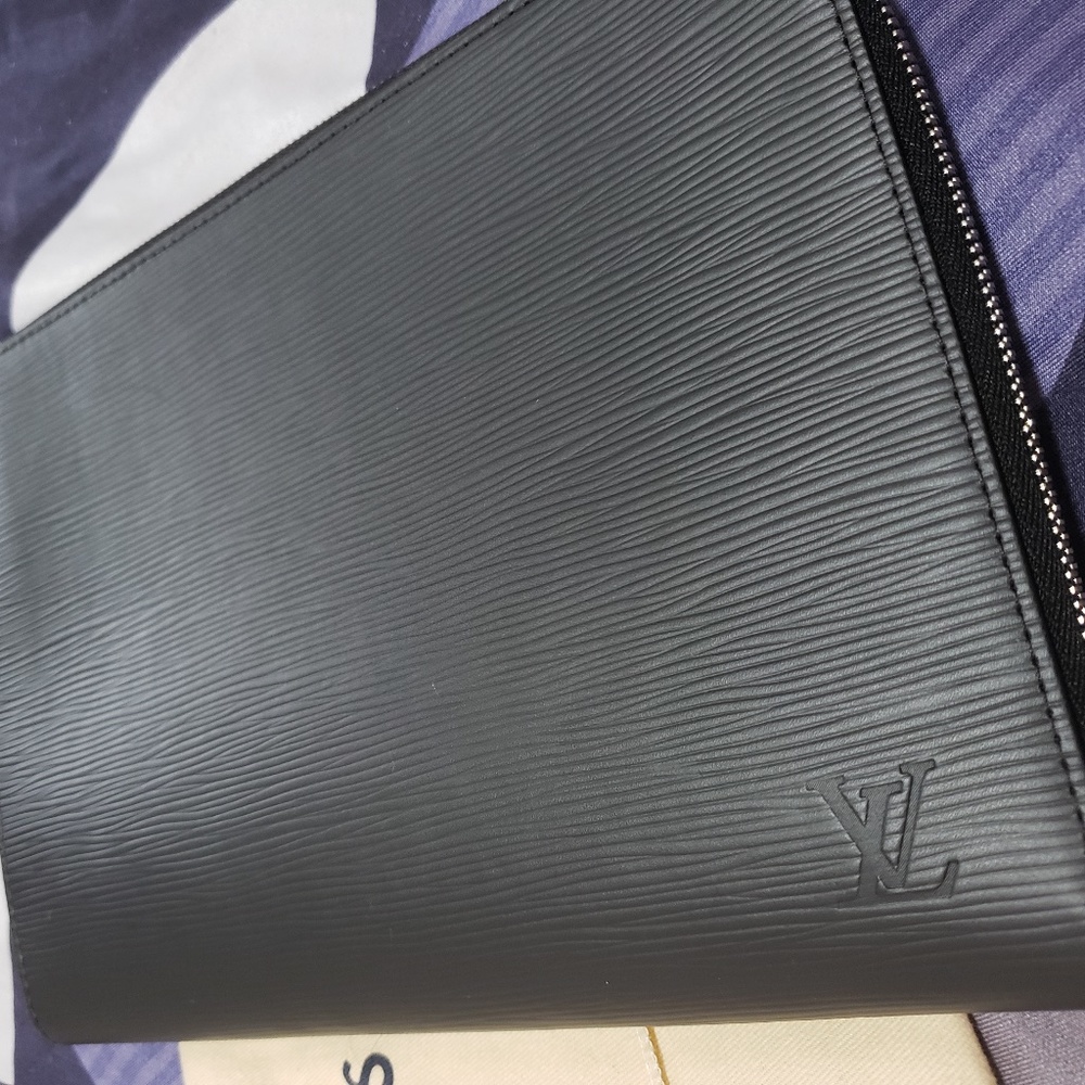 Louis Vuitton Pochette Jour PM clutch